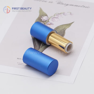 Tubo de batom em plástico e alumínio