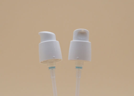 Tipo cosmético plástico taxa do parafuso da bomba da garrafa dos PP da descarga 0.25ml de 20mm